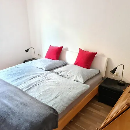 Nr.5 In : Nurnbegerstr.23, 70374 Apartamento *